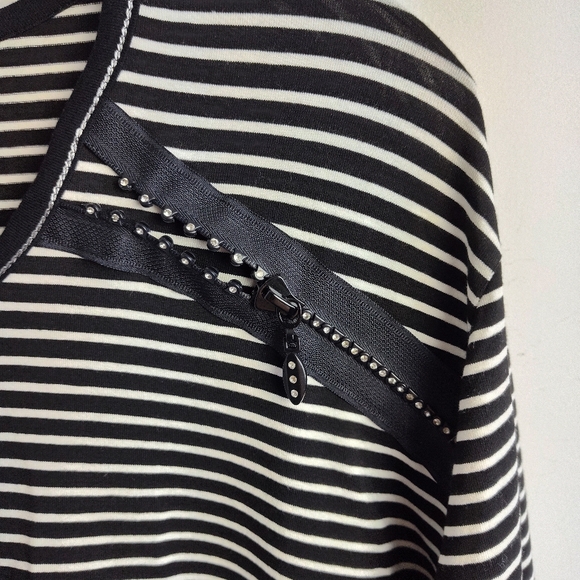Toni T Plus Top black striped stretch tunic comfy decorative zipper size 22 - Picture 3 of 13